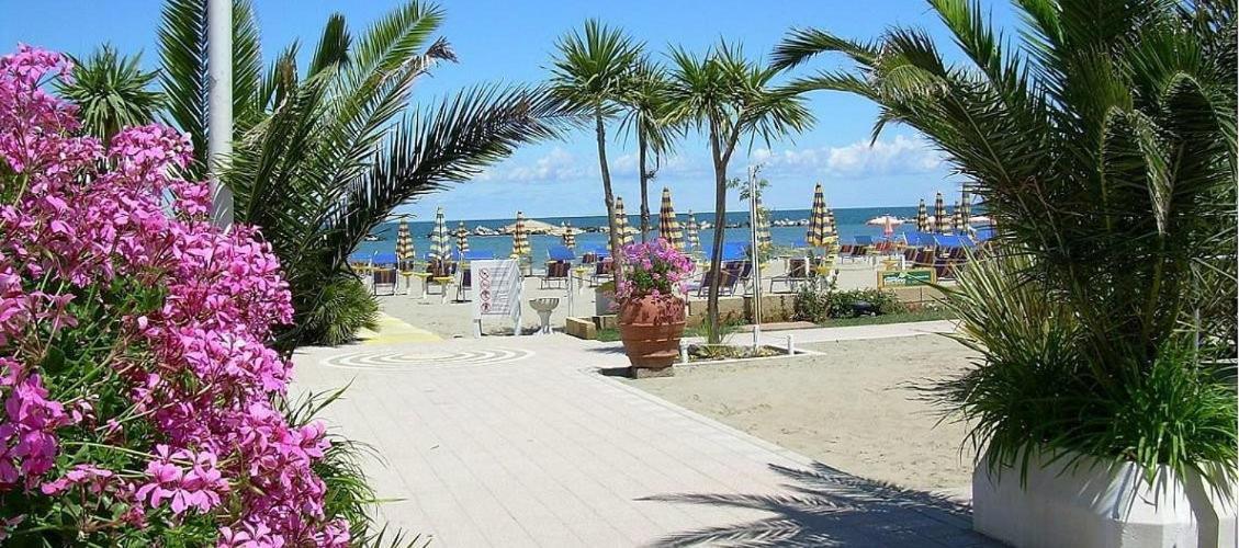 Hotel Napoleon San Mauro Mare Ngoại thất bức ảnh