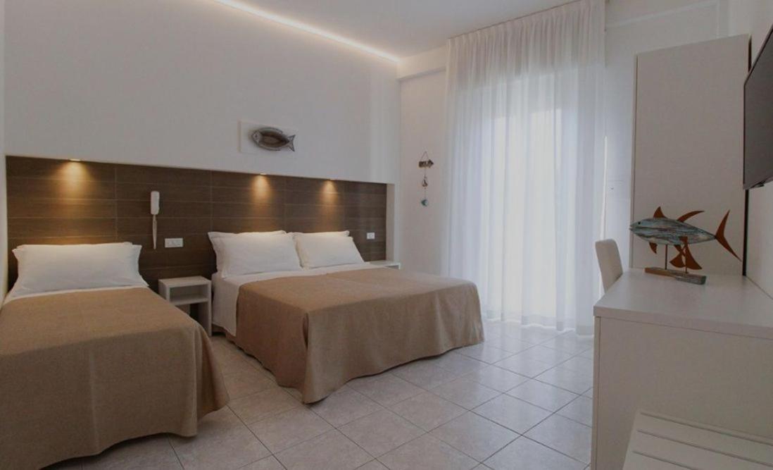 Hotel Napoleon San Mauro Mare Ngoại thất bức ảnh