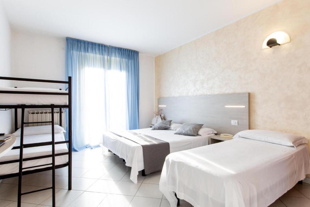 Hotel Napoleon San Mauro Mare Ngoại thất bức ảnh